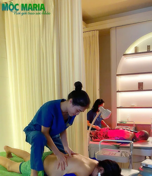 Ảnh hoạt động chăm sóc tại Mộc Maria